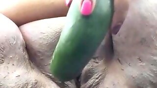 Sexy Bbw Making Her Pussy Squirt Everywhere