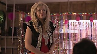 Kirsten Dunst - 'on Becoming A God In Central Florida' S1e02