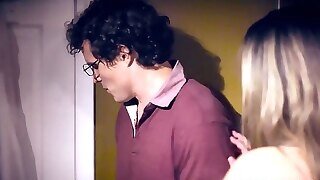Promiscuous Stepsis Easily Entices Stepbro Into Gonzo Pounding